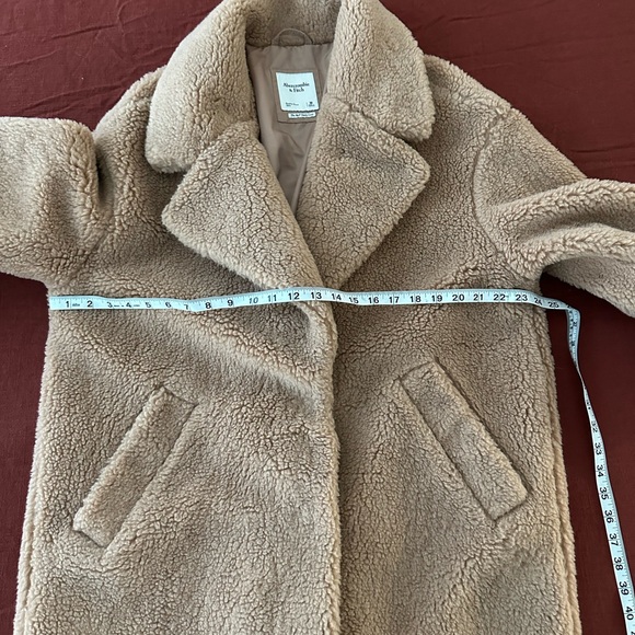 💄SOLD💄Abercrombie Teddy Coat - Picture 5 of 5